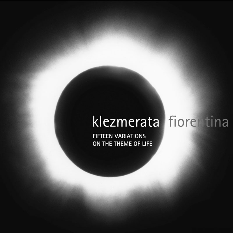Composta da quattro solisti dell’Orchestra del Maggio Musicale fiorentino, Klezmerata Fiorentina, propone al pubblico internazionale programmi da concerto basati sull’elaborazione creativa del vasto repertorio tradizionale est-europeo.